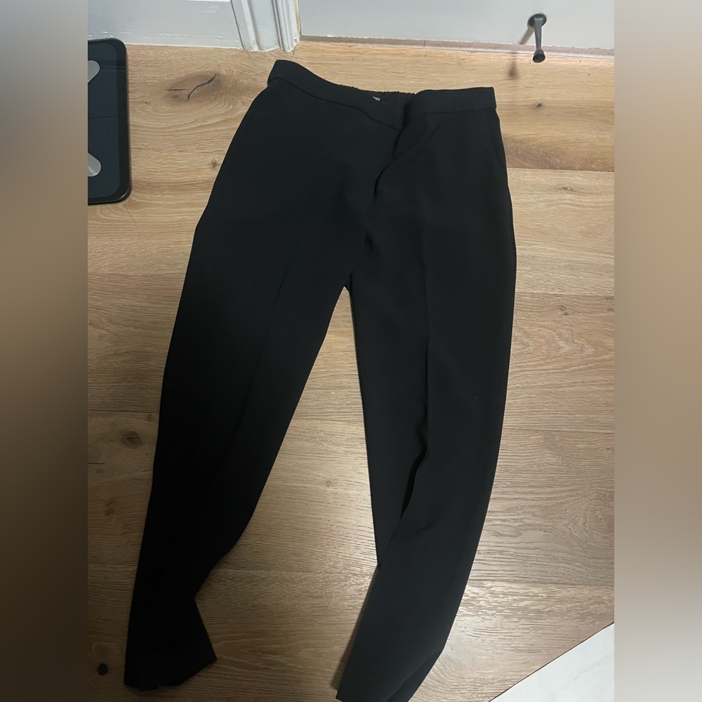 Women’s Theory  pull on black dress ankle length pants